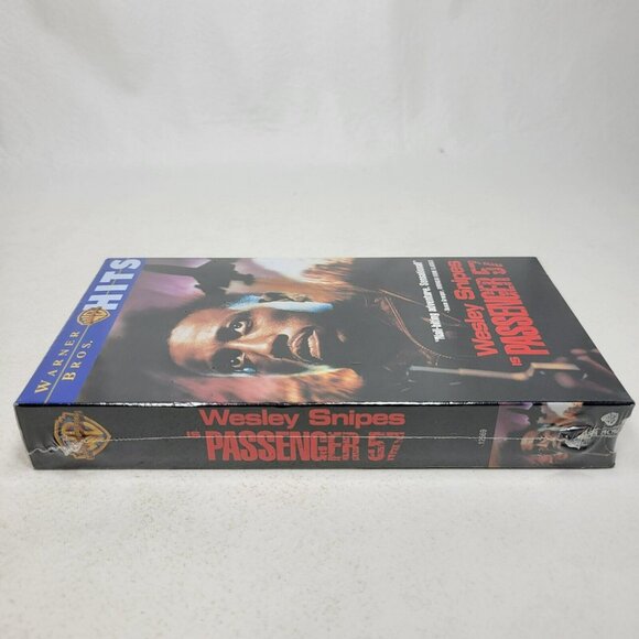 Passenger 57 (NEW SEALED VHS, 1998 WB Hits) Watermark Wesley Snipes - Picture 6 of 8